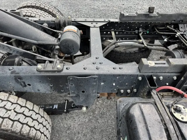 いすゞ エルフ TPG-NJR85AN(2WD)の写真24