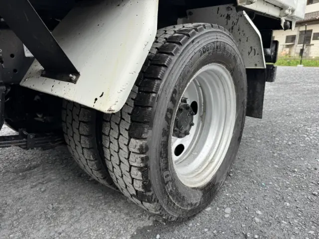 いすゞ エルフ TPG-NJR85AN(2WD)の写真46