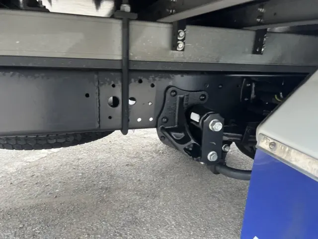 いすゞ エルフ 2RG-NPR88AN(2WD)の写真21