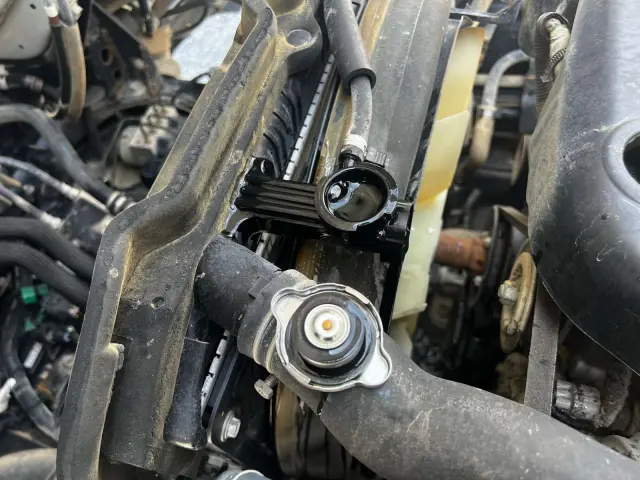 いすゞ エルフ TPG-NJR85AN(2WD)の写真39