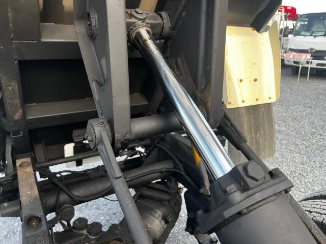 三菱 キャンター TPG-FBA30(2WD)の写真15