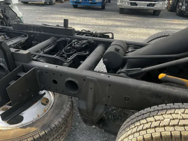 三菱 キャンター TPG-FBA30(2WD)の写真21
