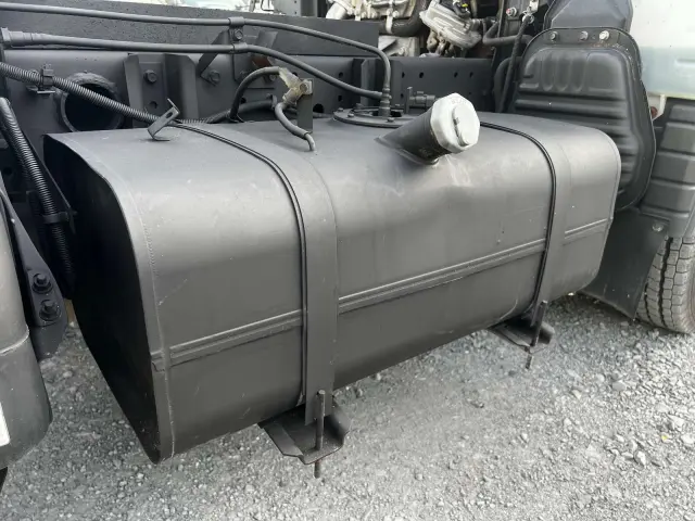 三菱 キャンター TPG-FBA30(2WD)の写真23