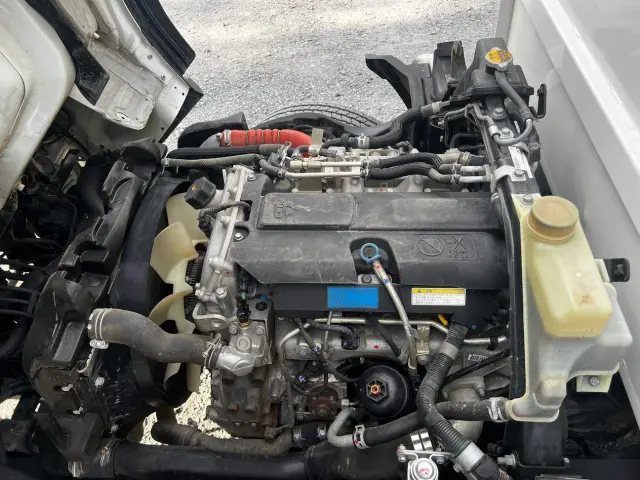 三菱 キャンター TPG-FBA30(2WD)の写真39