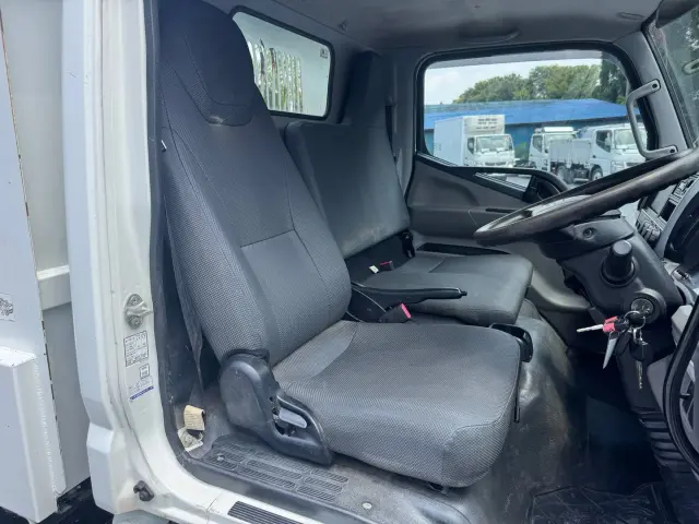 三菱 キャンター TPG-FBA30(2WD)の写真25