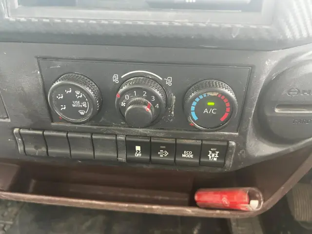 日野 レンジャー 2KG-FC2ABA(2WD)の写真33