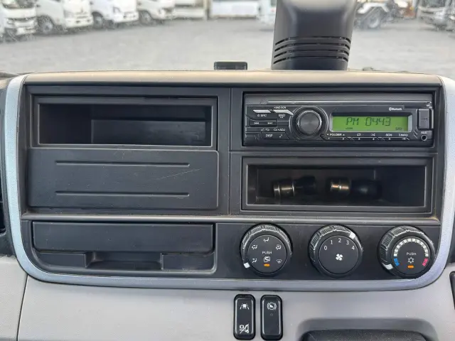 三菱 キャンター 2RG-FBAV0(2WD)の写真30