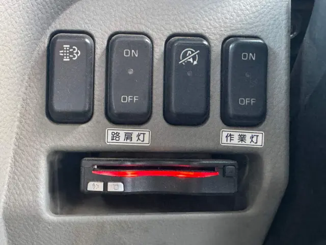 三菱 キャンター 2RG-FBAV0(2WD)の写真34