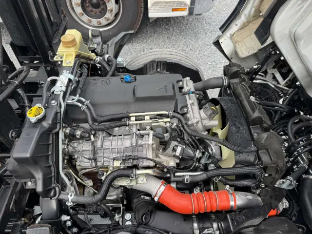 三菱 キャンター 2RG-FBAV0(2WD)の写真40