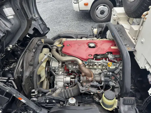 日野 デュトロ TPG-XZU600X(2WD)の写真37