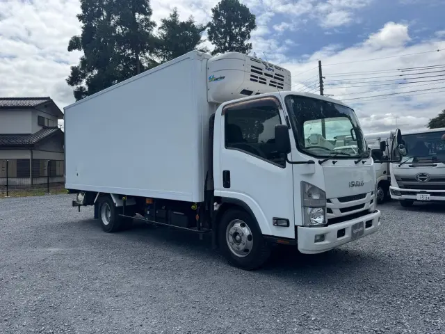 いすゞ エルフ 2RG-NPR88YN(2WD)の写真3