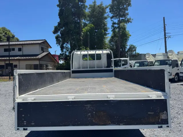 まずは気軽にお問合せ・お見積りお待ちしております。じっくり現車確認して頂けるよう、ご準備を致します!|日野 デュトロ TPG-XZU710M(2WD)の写真11