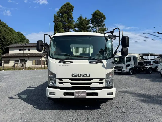 いすゞ フォワード 2RG-FRR90S1(2WD)の写真6