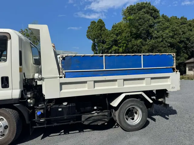 いすゞ フォワード 2RG-FRR90S1(2WD)の写真8