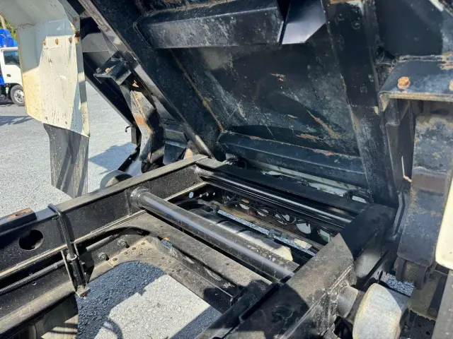 いすゞ フォワード 2RG-FRR90S1(2WD)の写真18