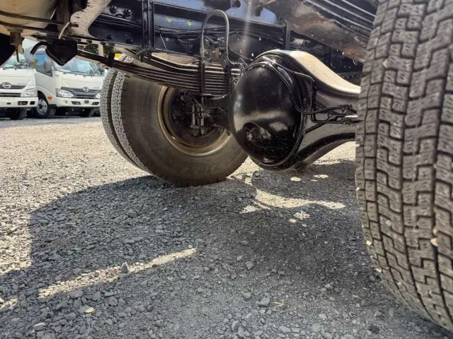いすゞ フォワード 2RG-FRR90S1(2WD)の写真21