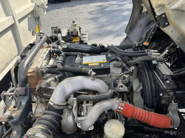 いすゞ フォワード 2RG-FRR90S1(2WD)の写真28