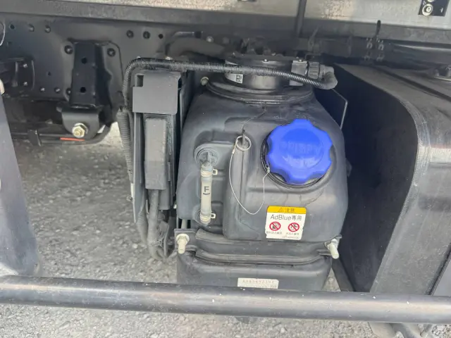いすゞ エルフ 2RG-NPR88AN(2WD)の写真23