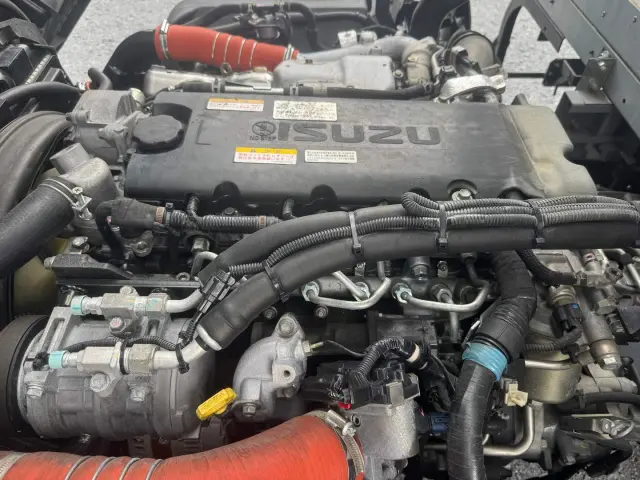 いすゞ エルフ 2RG-NPR88AN(2WD)の写真37
