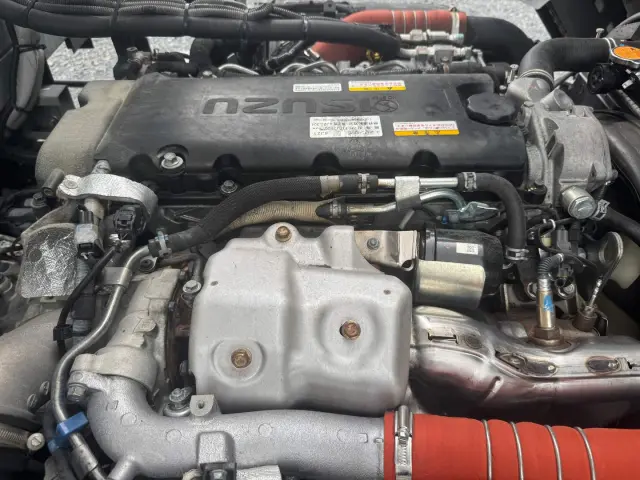 いすゞ エルフ 2RG-NPR88AN(2WD)の写真38