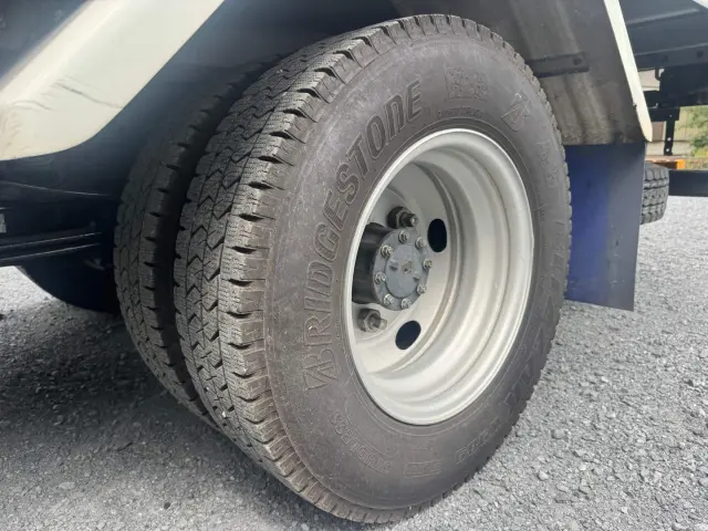 いすゞ エルフ 2RG-NPR88AN(2WD)の写真42
