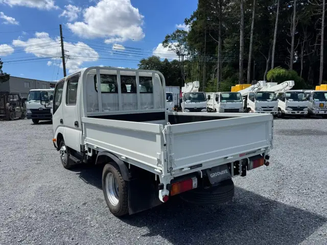 平ボディー、ダンプ、クレーン、冷凍車、ウイングなど各種トラック取り揃えており、毎日様々な中古トラックが入庫しています。|日野 デュトロ TPG-XZU605M(2WD)の写真7