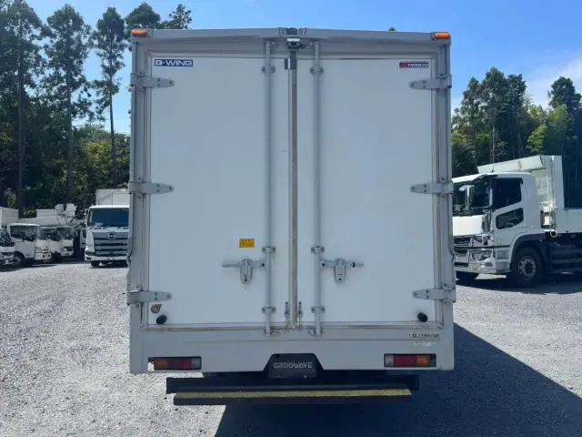 平ボディー、ダンプ、クレーン、冷凍車、ウイングなど各種トラック取り揃えており、毎日様々な中古トラックが入庫しています。|三菱 キャンター TPG-FEB50(2WD)の写真7