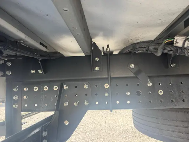 一見しただけでは分からない車両の状態を徹底的に明らかにする入庫検査の技術には、自信があります。|三菱 キャンター TPG-FEB50(2WD)の写真19