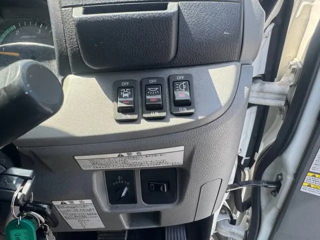 三菱 キャンター TPG-FEB50(2WD)の写真33