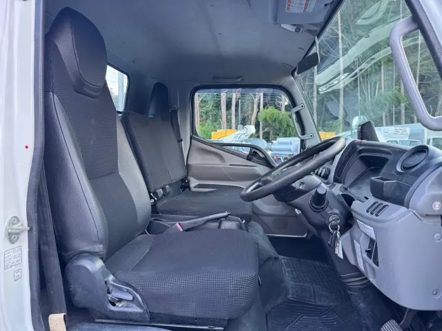 三菱 キャンター TPG-FEB50(2WD)の写真24