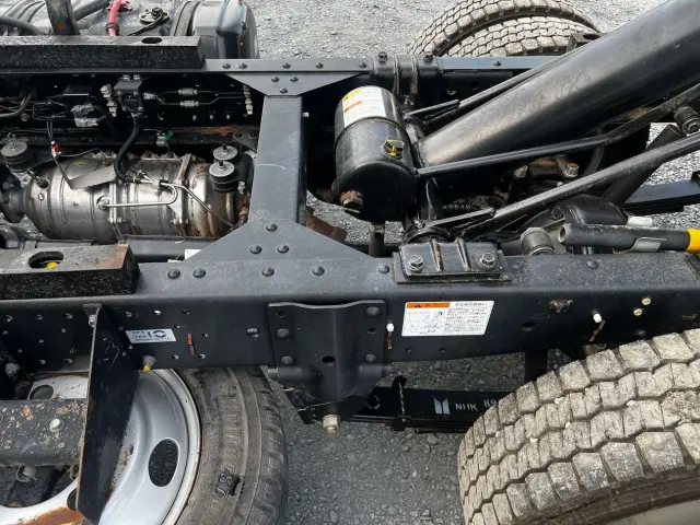 いすゞ エルフ TPG-NJR85AN(2WD)の写真23