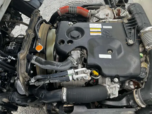 いすゞ エルフ TPG-NJR85AN(2WD)の写真40