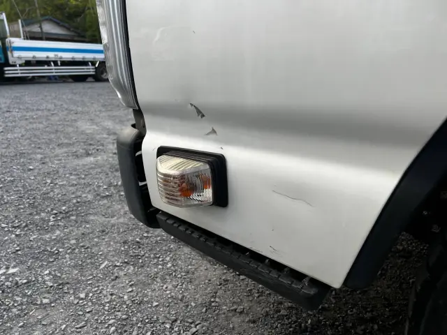 いすゞ エルフ TPG-NJR85AN(2WD)の写真46