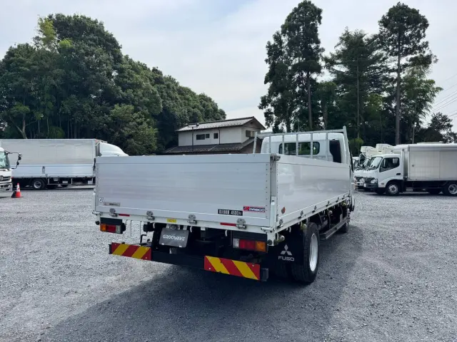 ※総額については千葉ナンバー登録での費用を算出しています※店頭でのお渡し価格となります。※抹消車両は、登録時最大積載量が減トンされる可能性が御座います。|三菱 キャンター 2PG-FEB90(2WD)の写真5