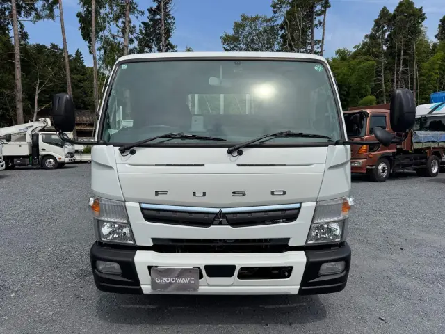 平ボディー、ダンプ、クレーン、冷凍車、ウイングなど各種トラック取り揃えており、毎日様々な中古トラックが入庫しています。|三菱 キャンター 2PG-FEB90(2WD)の写真7