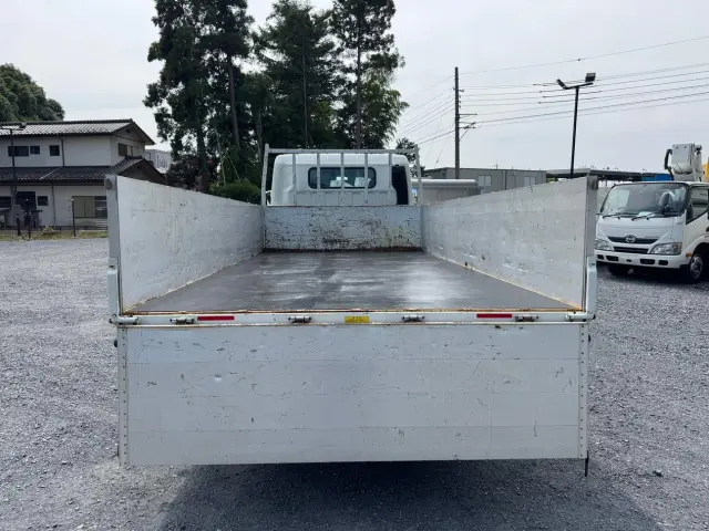 まずは気軽にお問合せ・お見積りお待ちしております。じっくり現車確認して頂けるよう、ご準備を致します!|三菱 キャンター 2PG-FEB90(2WD)の写真11