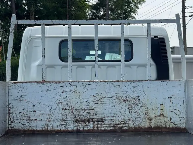 掲載前のトラックもございますので、在庫にない車両でもお客様のご希望の一台を迅速にお探しします。|三菱 キャンター 2PG-FEB90(2WD)の写真15