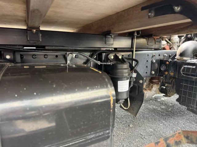 すぐにご来店頂けない場合や遠方にお住まいの方、車両状態の詳細が知りたい方はお気軽にご連絡下さい♪|三菱 キャンター 2PG-FEB90(2WD)の写真16
