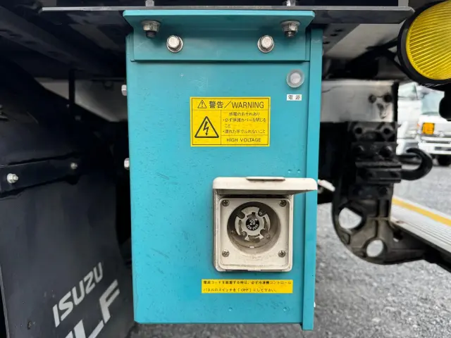 いすゞ エルフ G-04985(2WD)の写真21