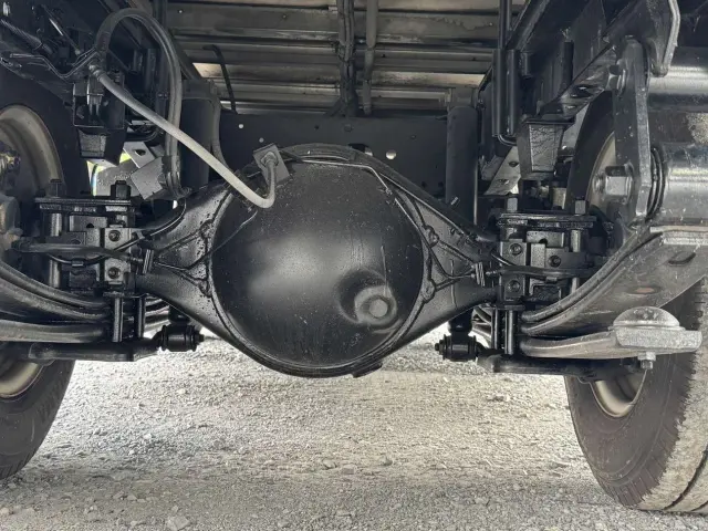 いすゞ エルフ G-04985(2WD)の写真24