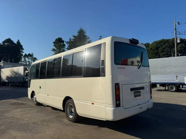 平ボディー、ダンプ、クレーン、冷凍車、ウイングなど各種トラック取り揃えており、毎日様々な中古トラックが入庫しています。|日産 シビリアン ABG-DHW41(2WD)の写真6