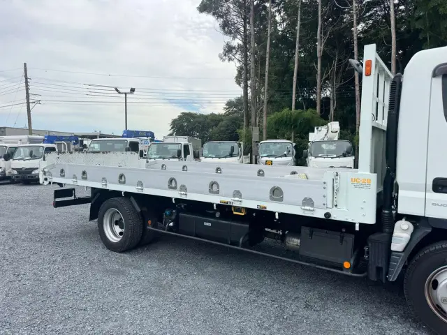 展示場:千葉県佐倉市生谷1136 アクセス:☆東関東自動車道「四街道IC」より車で4分 ☆千葉内陸バス「内黒田入口」停留所下車、徒歩1分|三菱 キャンター 2PG-FEB90(2WD)の写真8