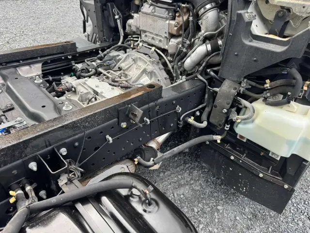 いすゞ エルフ TPG-NJR85AN(2WD)の写真21