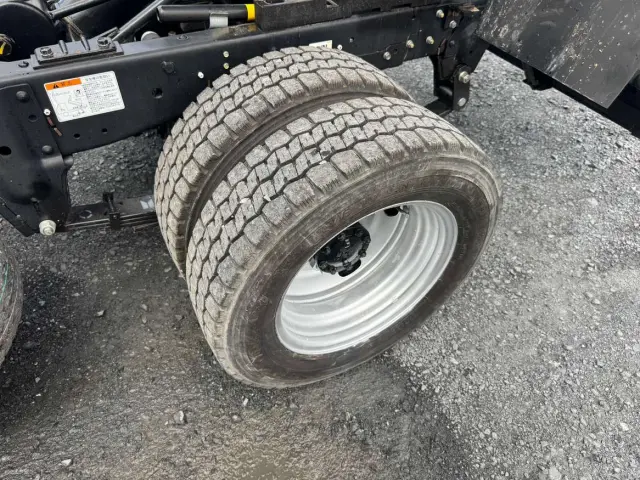 いすゞ エルフ TPG-NJR85AN(2WD)の写真43