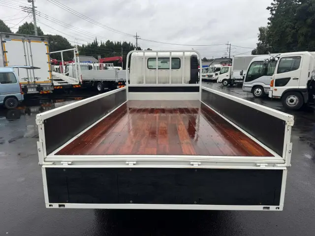 毎日様々な中古トラックが入庫しています。気になる車両はお早めにご連絡を!|日野 デュトロ TPG-XZU710M(2WD)の写真11