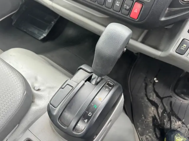 日野 デュトロ TPG-XZU710M(2WD)の写真30