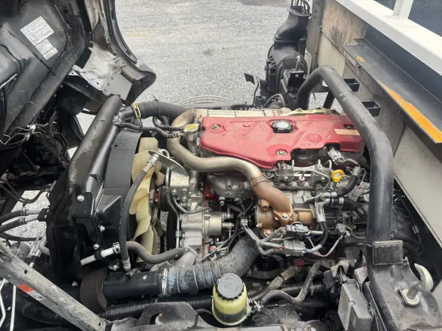 日野 デュトロ TPG-XZU710M(2WD)の写真32