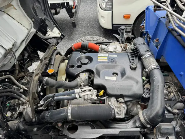いすゞ エルフ TPG-NKR85AR(2WD)の写真42