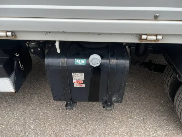いすゞ エルフ 2RG-NHS88A(4WD)の写真24