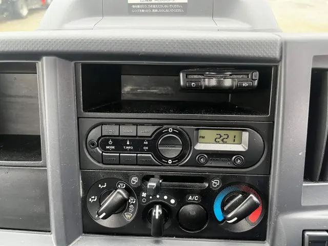 いすゞ エルフ 2RG-NHS88A(4WD)の写真28